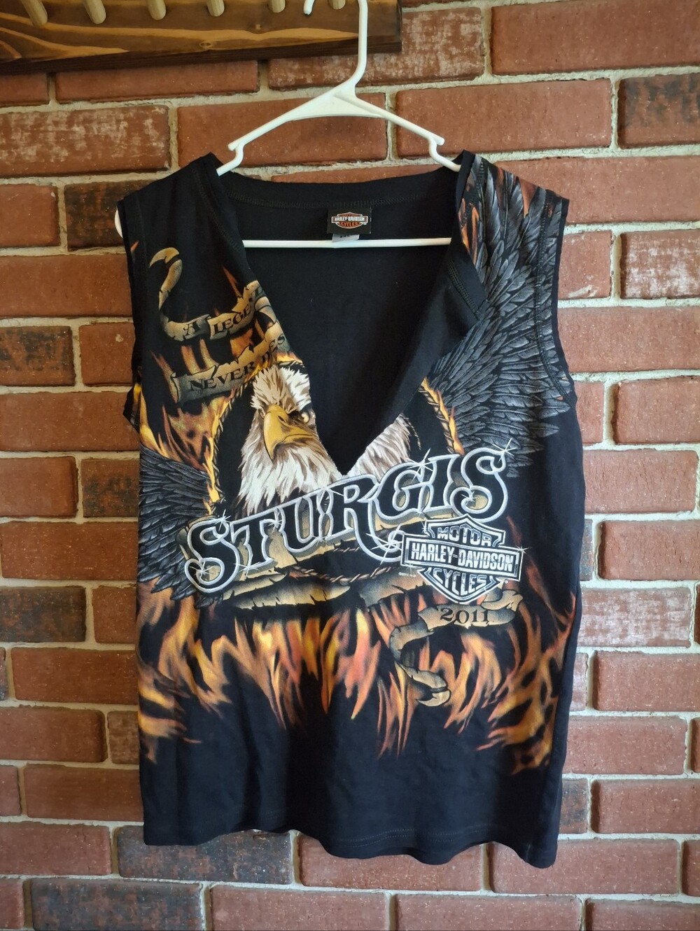 VINTAGE HARLEY DAVIDSON STURGIS EAGLE SLEEVELESS T-SHIRT